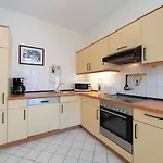 Mit Meerblick U Balkon 500 M Bis Zum Kn *
