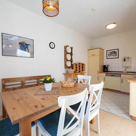 Apartmán Mit Meerblick U Balkon 500 M Bis Zum Kn Goehren (Ruegen)